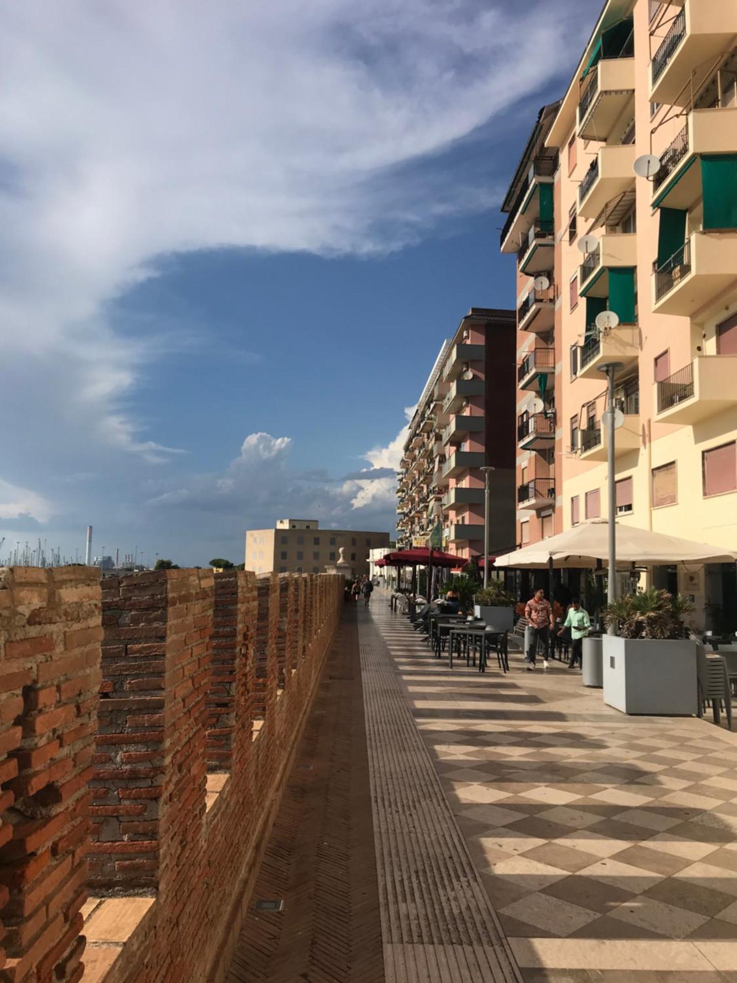Sweet Dreams Hotel Civitavecchia Exterior photo